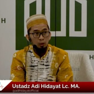 Ustadz Adi Hidayat: Jangan Takut, Rezekimu Tidak Akan Pernah Tertukar!