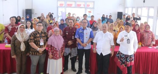 Gelar Seminar UMKM, Pemkot Semarang Apresiasi Kontribusi Undip Majukan UMKM di Semarang