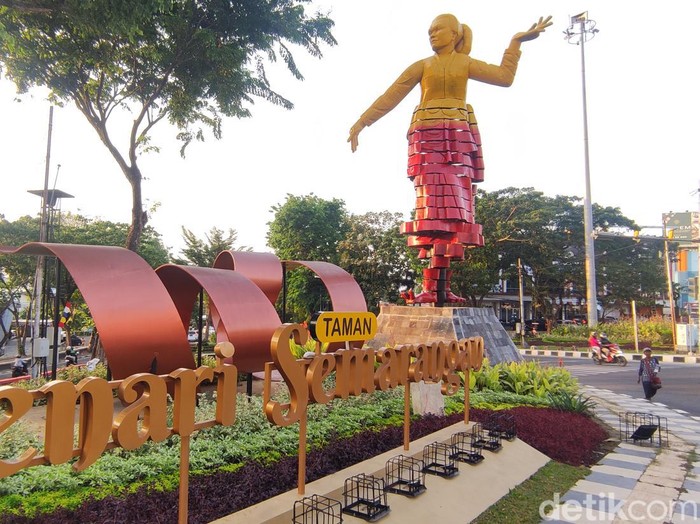 Mulai Berputar, Patung Penari Semarangan Bisa Menari Diiringi Musik