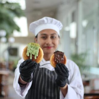 Oasis Bistro Aston Cirebon Hotel Luncurkan 5 Varian Cromboloni