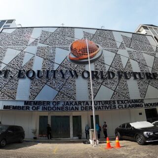 PT Equityworld Futures Cirebon Targetkan 400 Nasabah Baru di Tahun 2024