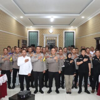 Bidkum Polda Jabar Gelar Penyuluhan Hukum di Polres Cirebon Kota