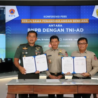 BNPB dan TNI AD Tandatangani Perjanjian Kerjasama dalam Penanggulangan Bencana