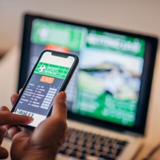 84% Pengguna Internet Indonesia Terpapar Iklan Judi Online di Media Sosial