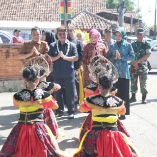 Bupati Targetkan P2WKSS Desa Karangwangi Raih Predikat Terbaik di Jawa Barat