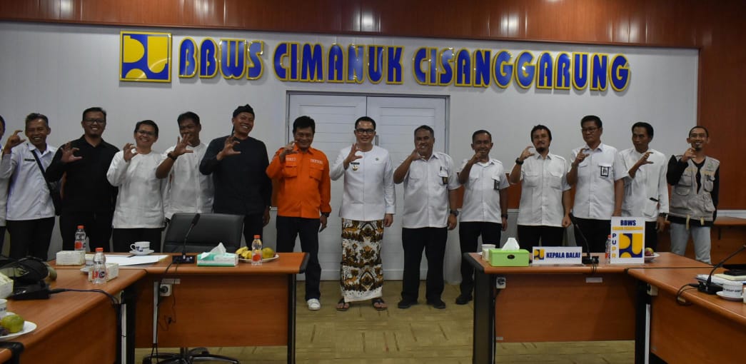 Pj Bupati Cirebon Bertemu BBWS, Bahas Rencana Penanganan Banjir dan Kekeringan