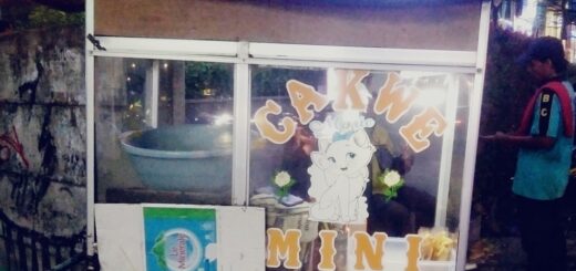 Gerai cakwe mini di Jalan Cipto Mangunkusumo