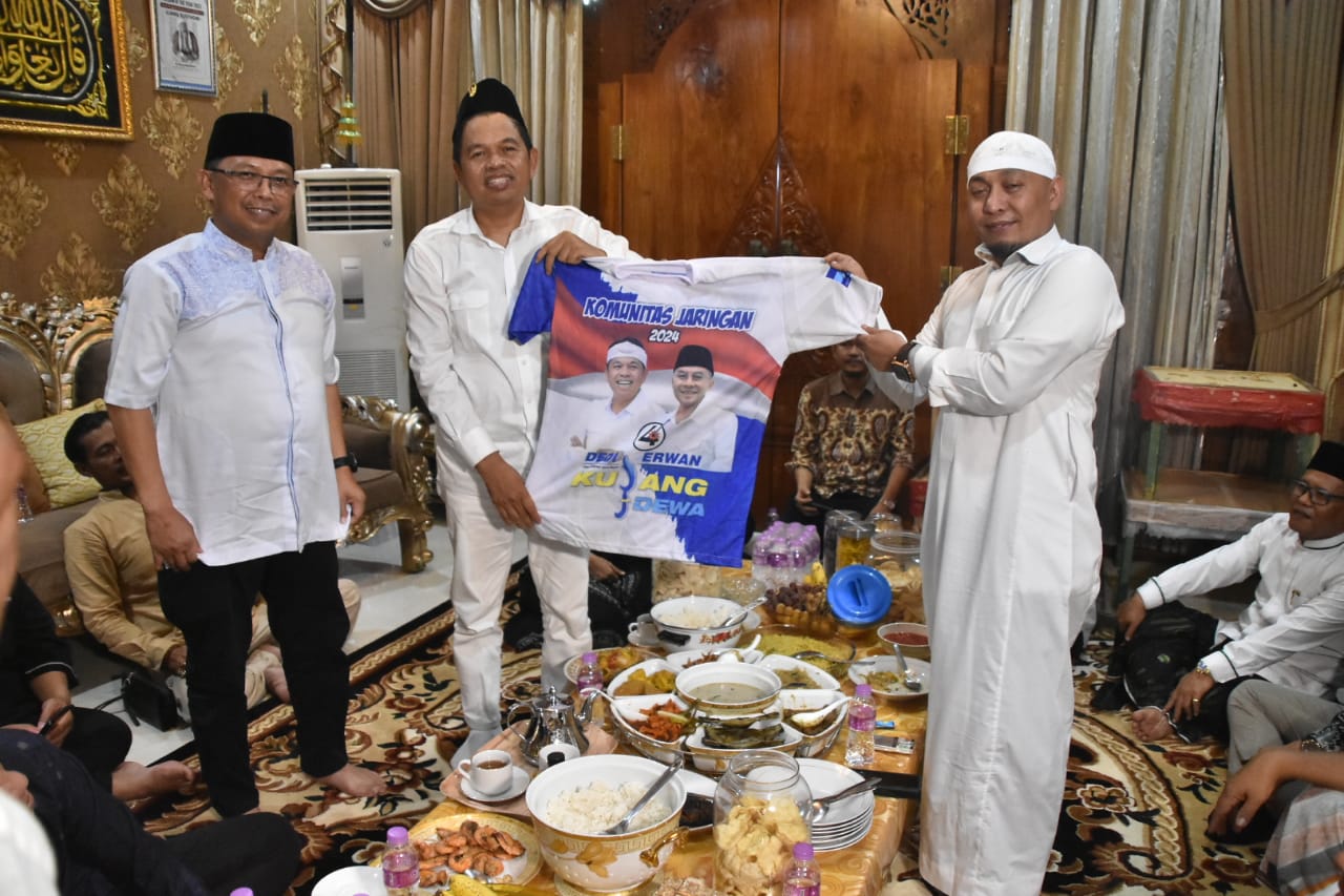 Hero dan Dedi Mulyadi Bahas Isu Strategis di Padepokan Anti Galau Cirebon