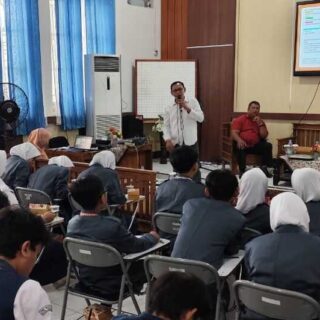 SMP Negeri 1 Cirebon Gelar Road Show Wawasan Kebangsaan: Membangun Generasi Cinta Tanah Air