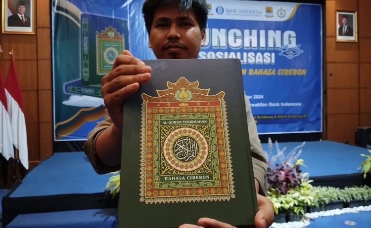 Resmi Diluncurkan, Al-Quran Terjemahan Bahasa Cirebon Bawa Nilai Kearifan Lokal