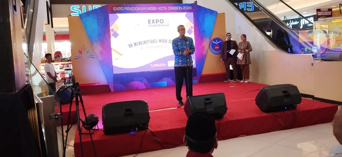 Gandeng Dua Perguruan Tinggi, Pemda Kota Cirebon Berikan Beasiswa untuk Pendidikan Kedinasan