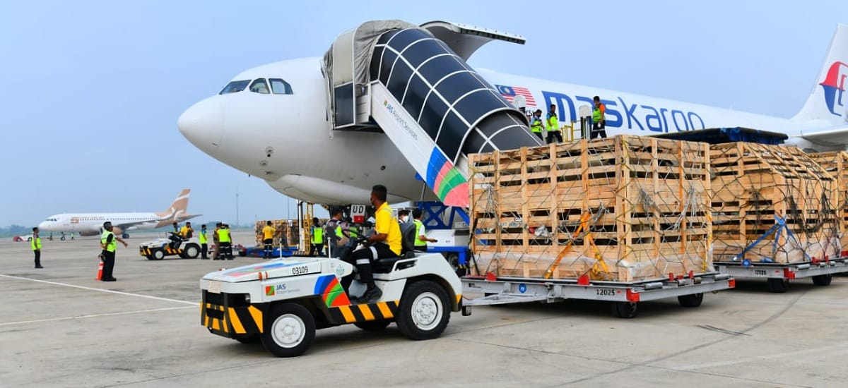 Kargo Perdana dari Australia Tiba di Bandara Kertajati