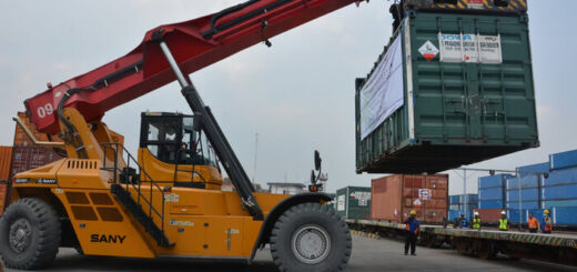 KAI melalui KAI Logistik Perkuat Peran dalam Angkutan Limbah B3