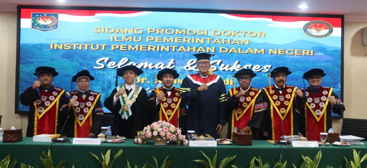 Pj Wali Kota Cirebon Selesaikan Sidang Promosi Doktor di IPDN Jakarta