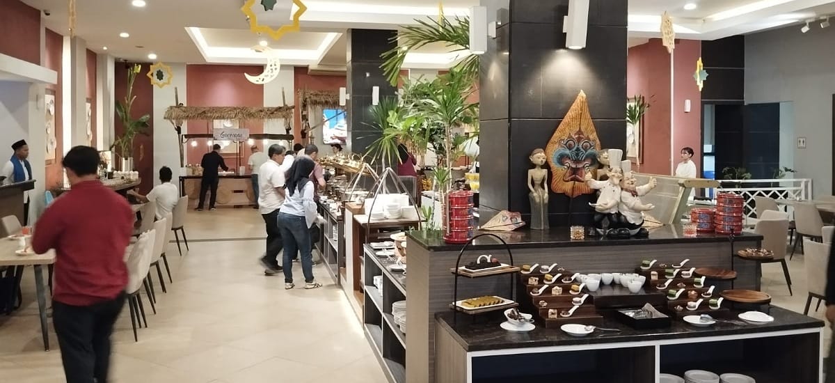 Grage Grand Business Hotel Cirebon Hadirkan Paket Berbuka Puasa dengan Nuansa 90-an