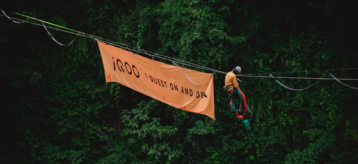 iQOO Berkolaborasi dengan Pushing Panda Taklukkan Tumpak Sewu dari Ketinggian 130 Meter