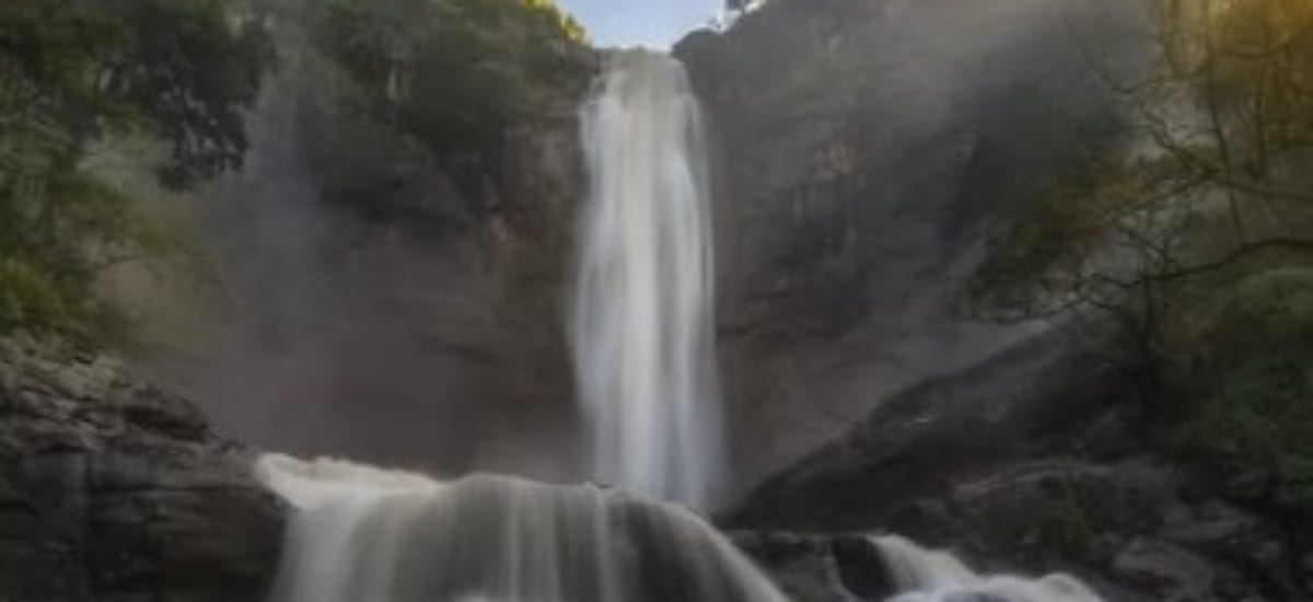 Mengenal Curug Cikanteh : Surga Wisata Alam Tersembunyi di Geopark Ciletuh, Sukabumi