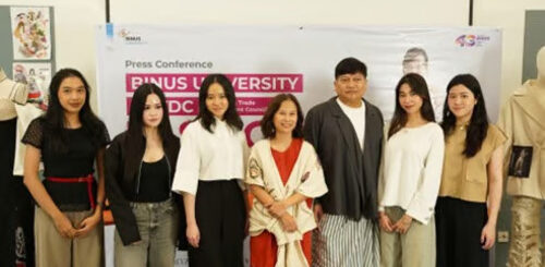 Reinterpretasi Budaya Indonesia di Hong Kong oleh Tim Desainer Muda Fashion Program BINUS University