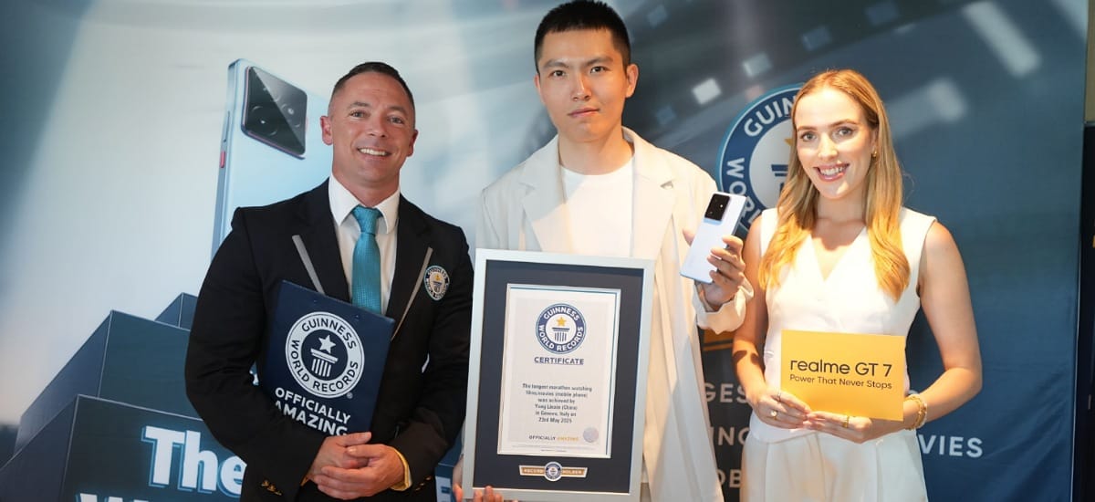 realme GT 7 Pecahkan Guinness World Records, Nonton Film Tanpa Henti Selama Lebih dari 24 Jam