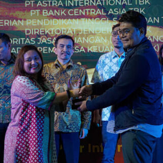 Tampil Aktif dan Informatif, Pelindo Multi Terminal Raih Penghargaan Media Sosial Korporasi