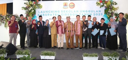 Pemkab Cirebon Luncurkan Sekolah Unggulan, Komitmen Pemerintah Tingkatkan Mutu Pendidikan