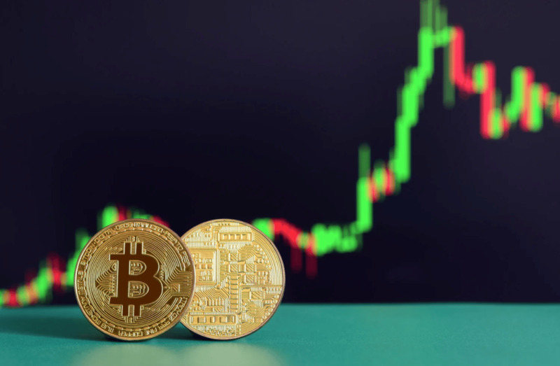 Bitcoin Melonjak ke $150K? Peluang dan Risiko yang Perlu Diketahui Tahun Ini