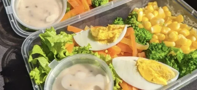 Peluang Usaha Salad Sayur: Modal Kecil, Sehat, dan Cuan Menjanjikan!