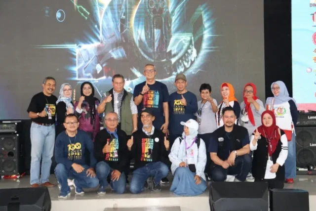 100 Tahun SMPN 1 Kota Cirebon Cermin Kekuatan Silaturahmi Lintas Generasi