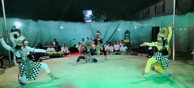 Hanoman Obong Memukau di Baraja Culture Show: Kolaborasi Seni Tradisional dan Coffee Shop Kekinian