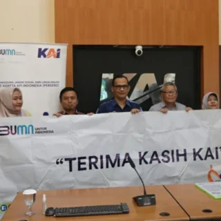 KAI Daop 3 Cirebon Salurkan Bantuan Sound System kepada Perpenka