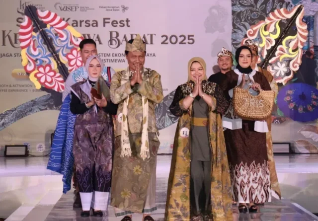 Eco Print Motif Daun Jati Kota Cirebon Pikat Warga Jawa Barat