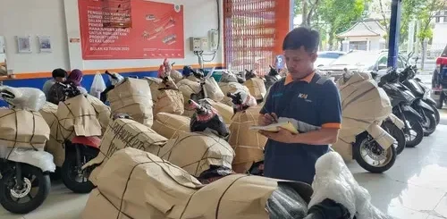 KAI Logistik Siapkan Strategi Hadapi Lonjakan Pengiriman Motor Selama Libur Panjang dan Tahun Ajaran Baru