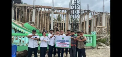 PTPN Group Perkuat Komitmen Sosial di Sektor Pendidikan dan Keagamaan, Salurkan Bantuan Rp4 Miliar untuk Pendidikan dan Rumah Ibadah di Indonesia