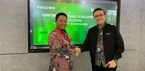INDICO DFE & SMK Telkom Malang Jalin Inovasi Sensor IoT untuk Kandang Ayam Broiler