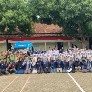 Perpustakaan Keliling Hadir di MI Nurul Huda Munjul, Dorong Minat Baca Sejak Dini