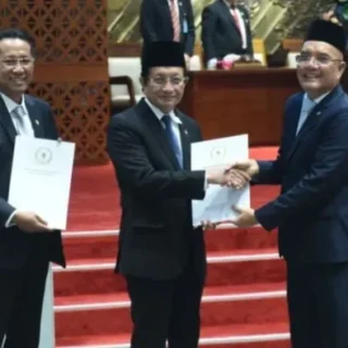 DPR RI dan Pemerintah Sepakati Kementerian Haji dan Umrah, Layanan Jamaah Ditingkatkan