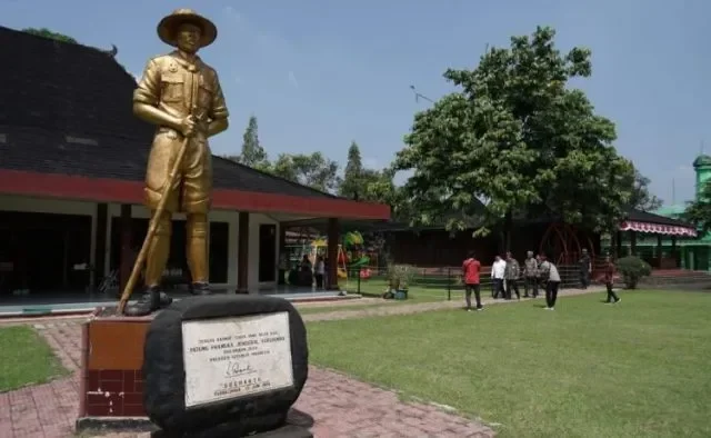 Rektor UHN Sudirman Said Gelar Sarasehan Kebangsaan di Monumen Tempat Lahir Jenderal Soedirman