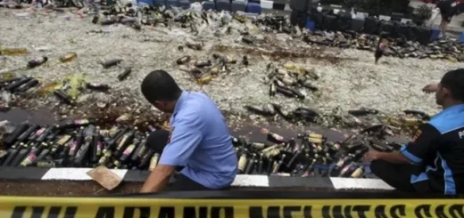 Polres Purwakarta Sita Ratusan Liter Ciu dalam Operasi Cipta Kondisi