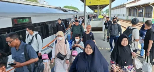 Sambut Libur Panjang HUT RI ke-80, KAI Daop 3 Cirebon Sediakan Tiket Tambahan