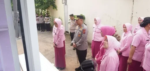 Ketua Bhayangkari Daerah Jawa Barat Tinjau Pembangunan Satuan Pelayanan Pemenuhan Gizi (SPPG) di Aspol Sukamenak Subang