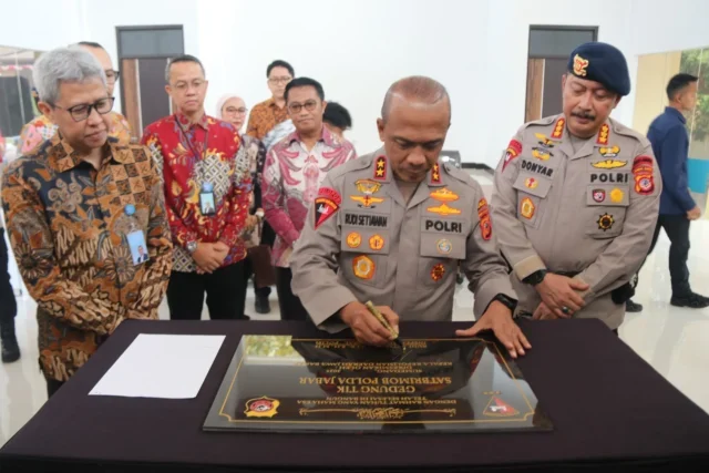 Perkuat Transformasi Digital, Kapolda Jabar Resmikan Gedung TIK Satuan Brimob