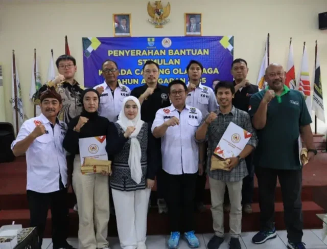 Pemkot Cirebon Beri Dukungan bagi Atlet dan Cabor Melalui Bantuan Stimulan 2025