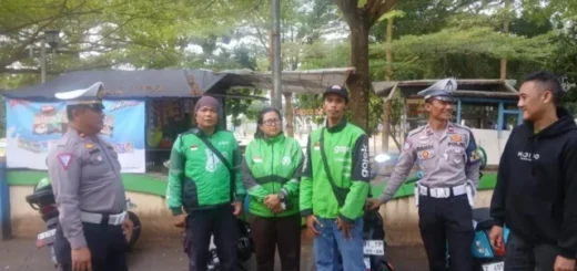 Satlantas Polres Banjar Gencarkan “Polantas Menyapa”, Edukasi Pengemudi Tingkatkan Kesadaran Keselamatan Berlalu Lintas