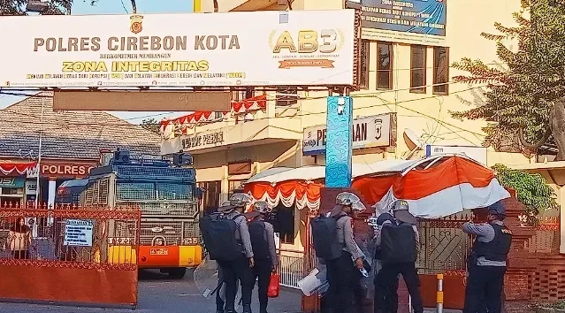 Polres Cirebon Kota Lakukan Patroli Dan Perketat Pengamanan, Warga Merasa Lebih Aman