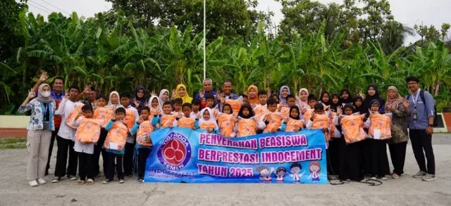 Dukung Pendidikan Berkualitas, Indocement Beri Beasiswa untuk 438 Siswa SD dan SMP Berprestasi