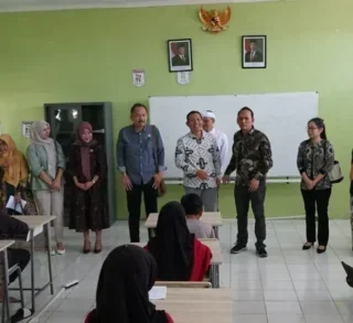 Pastikan Berjalan Optimal, Komisi III DPRD Kota Cirebon Tinjau Sekolah Rakyat