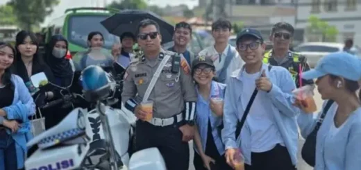 Polantas Bogor Sapa Wisatawan, Imbau Tertib Lalu Lintas dan Waspada Kejahatan di Hari Libur