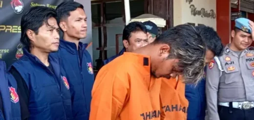 Polres Cimahi Ringkus Dua Tersangka Pembunuhan Perempuan yang Ditemukan di Sungai Citarum