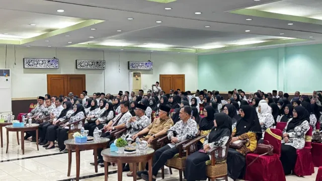 Pemkot Cirebon Dukung Perlindungan Hukum bagi Guru