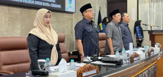 Rapat Paripurna, Pemkot Cirebon Sampaikan Rancangan APBD 2026